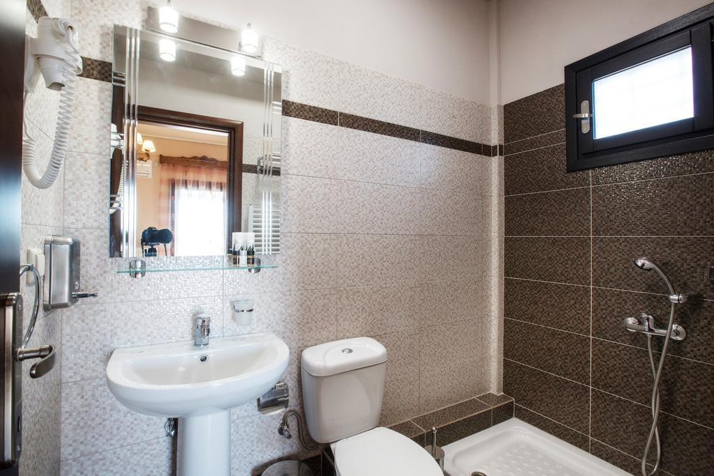 Greco Hotel Koropi Esterno foto